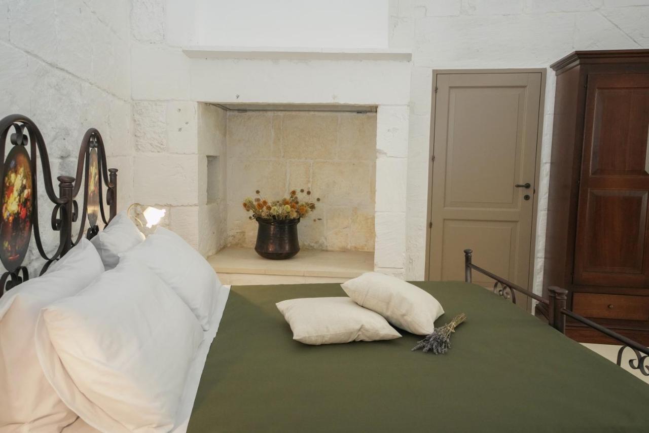 Casa Frea Dimora Storica Bed & Breakfast Martano Exterior photo